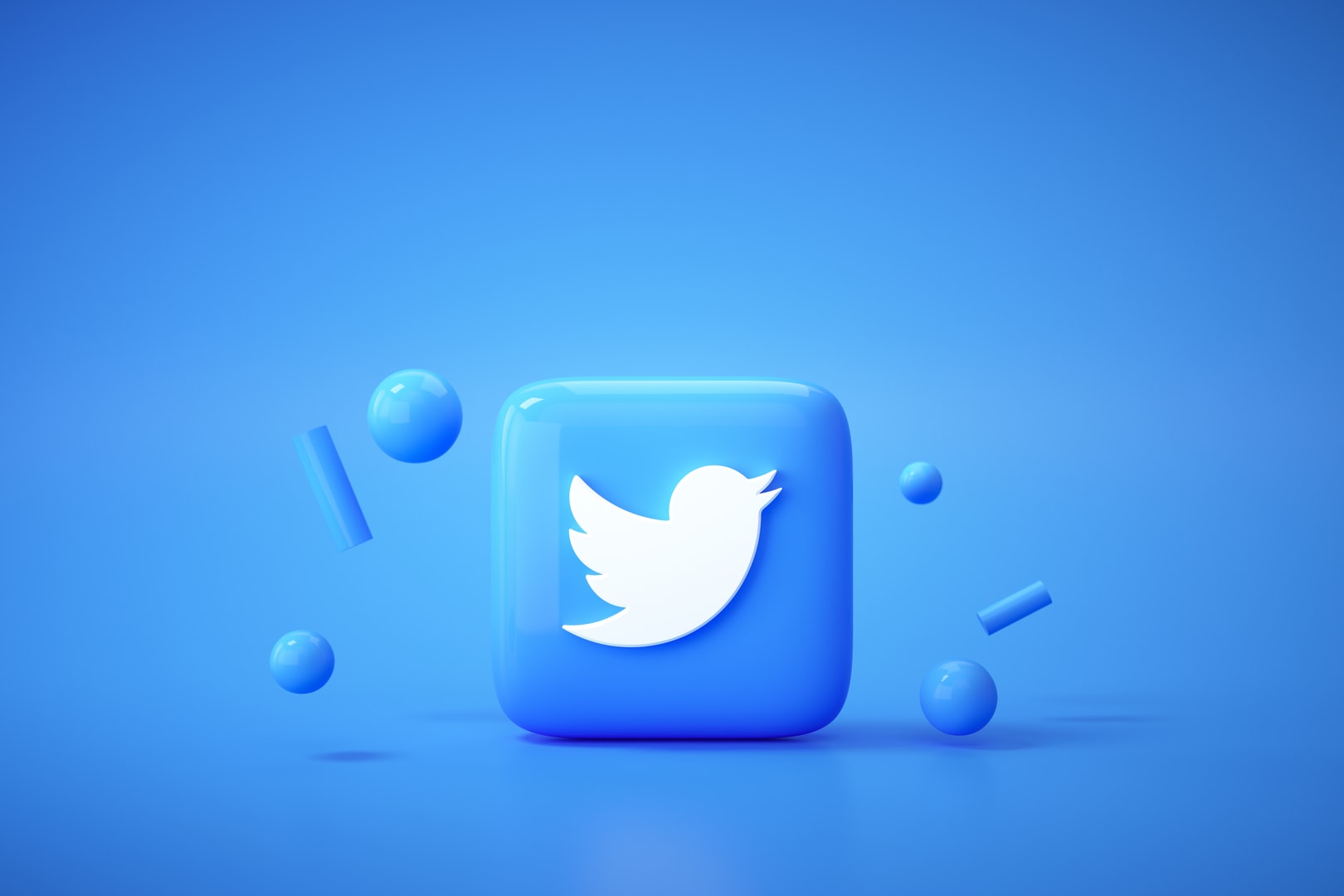 How To Make Your Startup Go Viral On Twitter
