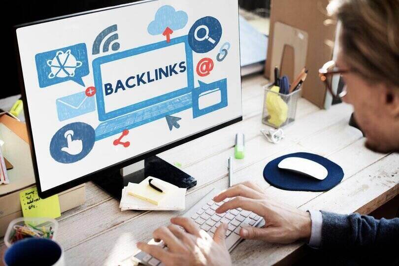 Generating backlinks to boost website page