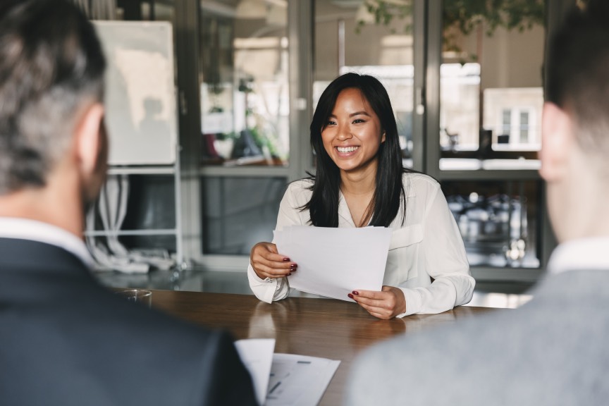 Interview Run Interviews Woman Desk