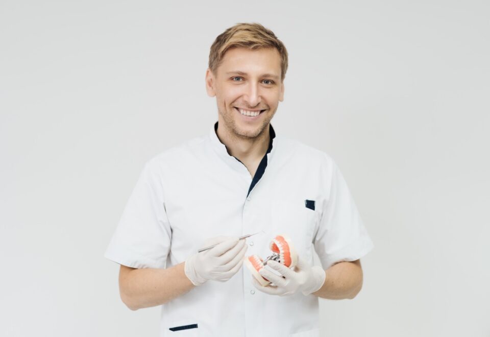 How to Do Social Media Marketing for Dentists