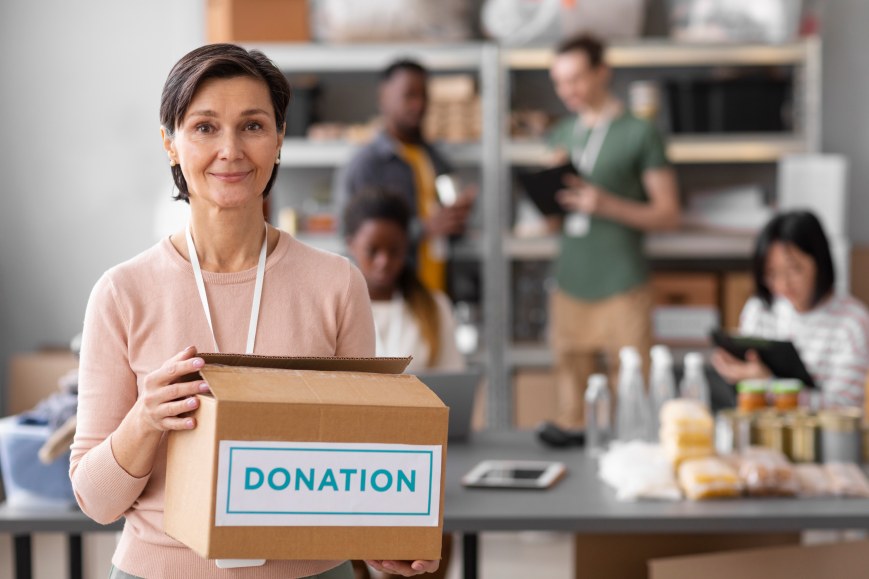 Drive Donations Volunteer Woman Female Donation Box Cardboard