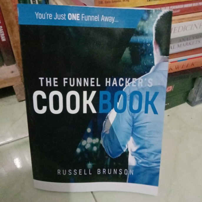 The Funnel Hacker's Cookbook Book Russell Brunson Author Cover