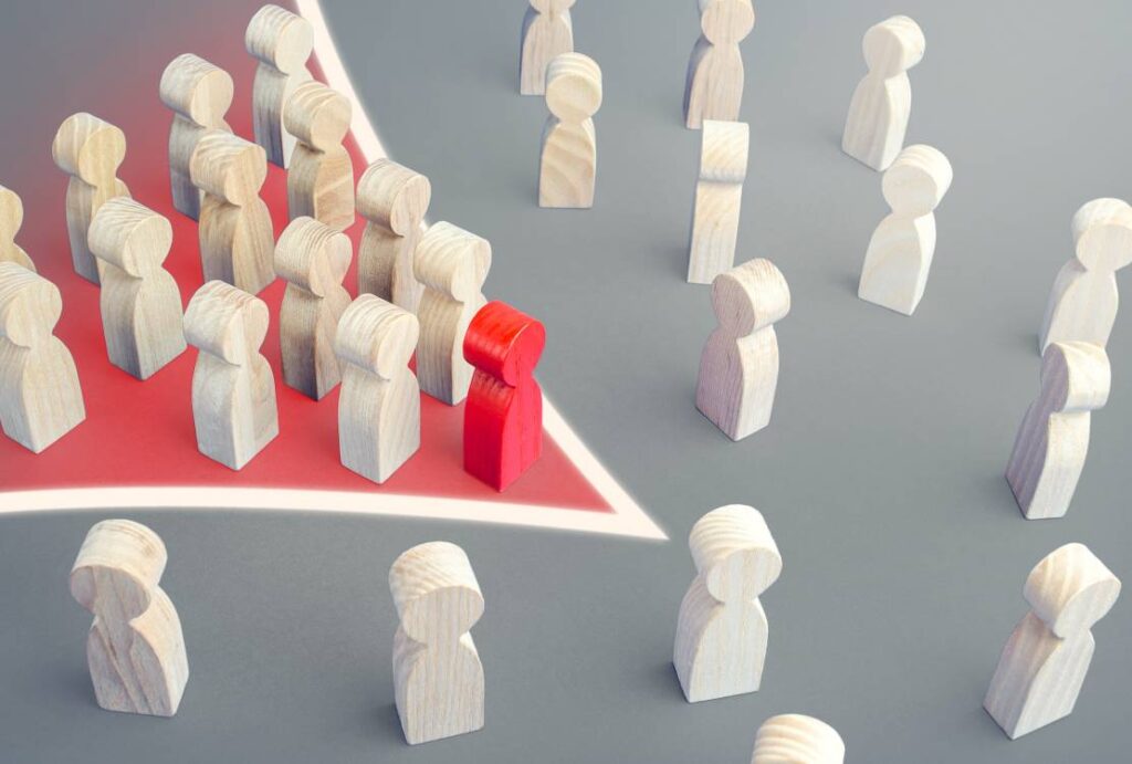 Leadership in internal communication is needed for change management and handling crisis